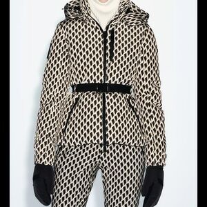 Zara Black and Cream Geometric Ski Set (jacket + pants)
